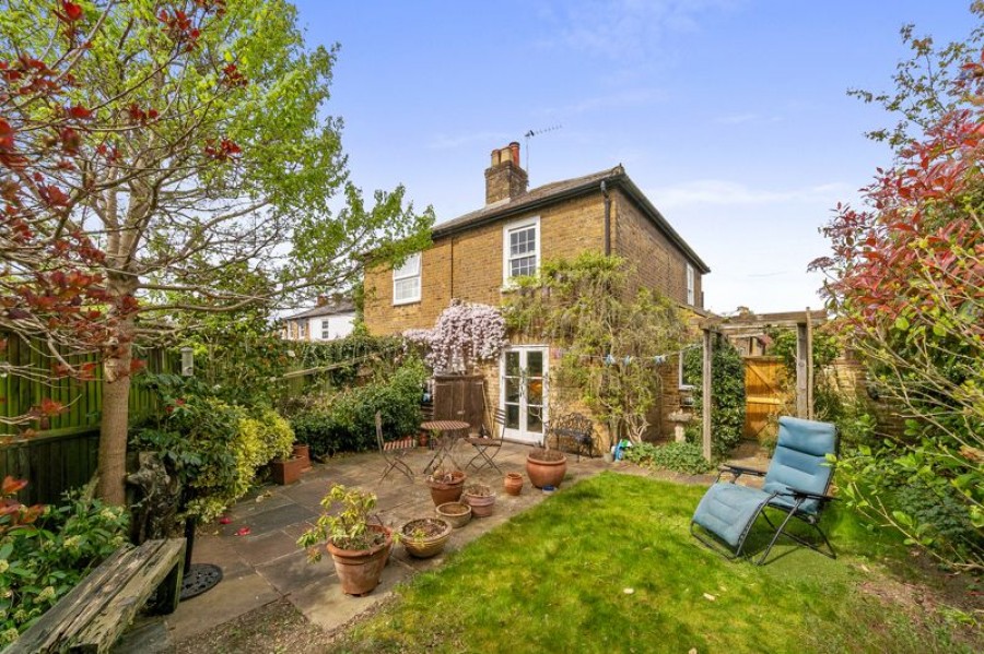 Images for Dennis Road, East Molesey EAID:Miles&Bird BID:Miles & Bird