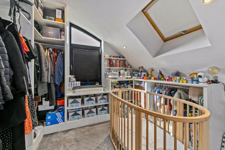 Images for Parabola Court, Pemberton Road, East Molesey EAID:Miles&Bird BID:Miles & Bird