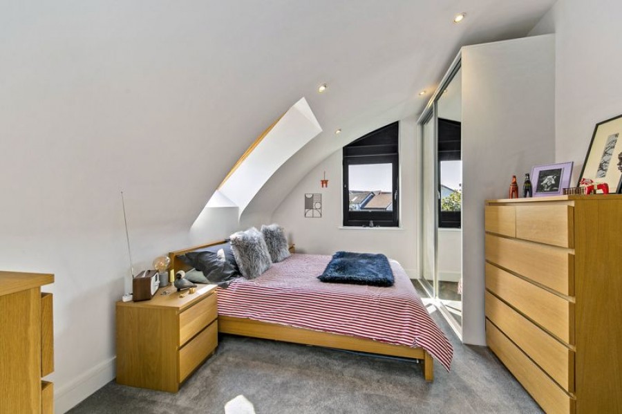 Images for Parabola Court, Pemberton Road, East Molesey EAID:Miles&Bird BID:Miles & Bird