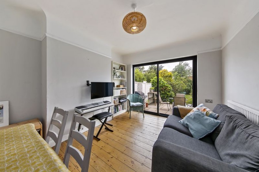 Images for Greenfield Avenue, Surbiton EAID:Miles&Bird BID:Miles & Bird