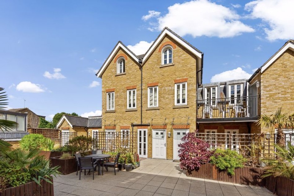 Images for Hampton Court Mews, East Molesey EAID:Miles&Bird BID:Miles & Bird