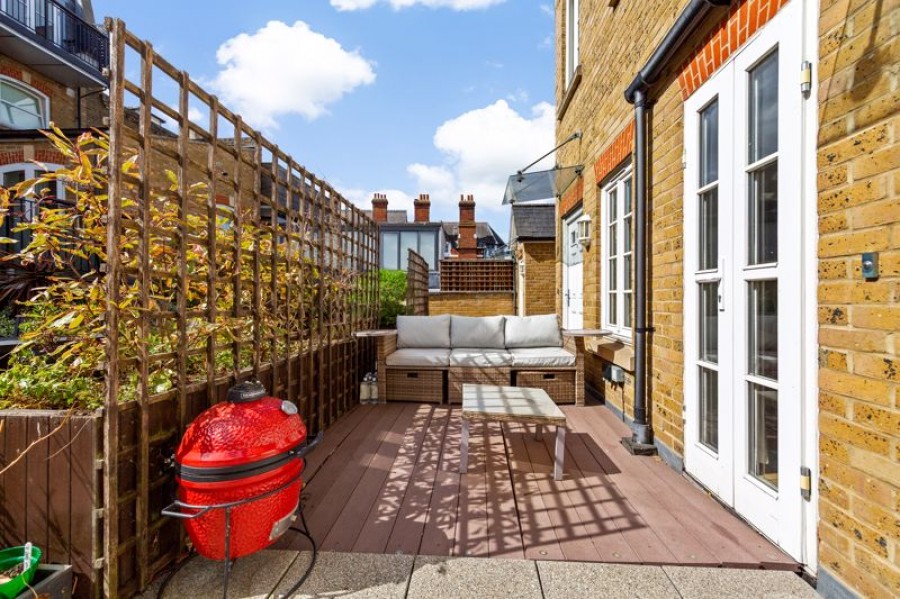 Images for Hampton Court Mews, East Molesey EAID:Miles&Bird BID:Miles & Bird