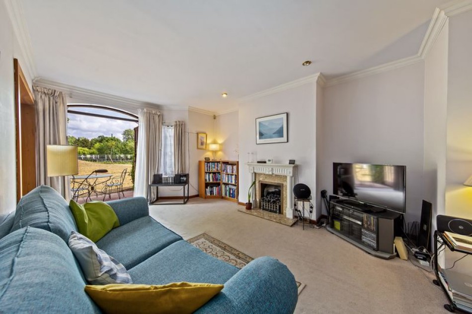 Images for Anne of Cleves House, Queens Reach, East Molesey EAID:Miles&Bird BID:Miles & Bird
