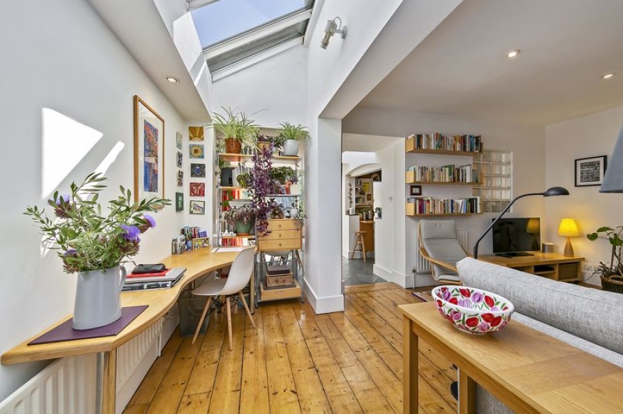 Images for Nightingale Road, West Molesey EAID:Miles&Bird BID:Miles & Bird