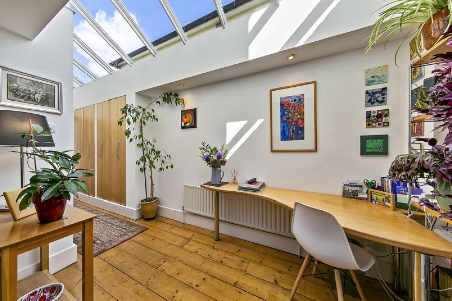 Images for Nightingale Road, West Molesey EAID:Miles&Bird BID:Miles & Bird