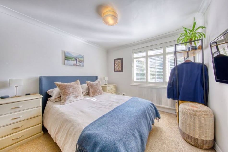 Images for Speer Road, Thames Ditton EAID:Miles&Bird BID:Miles & Bird