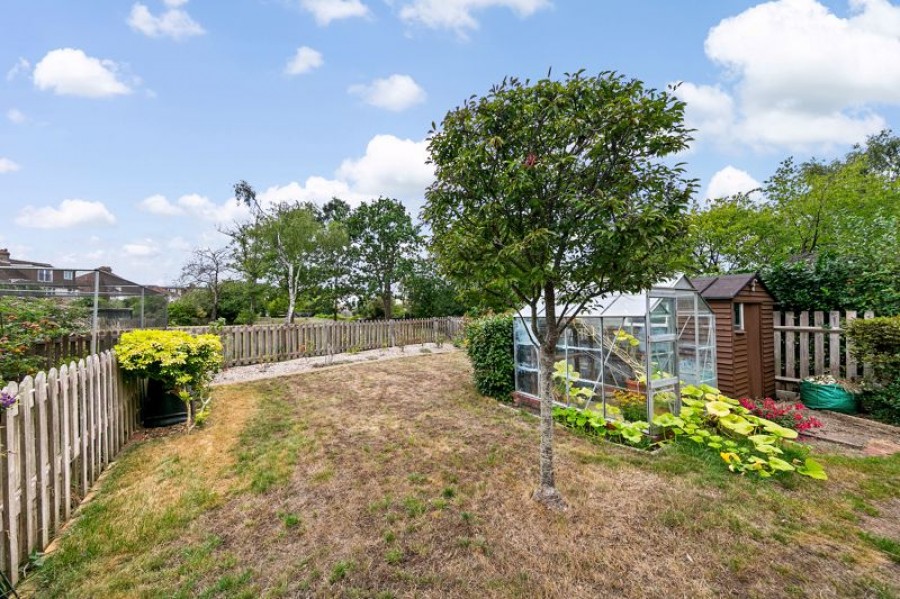 Images for Summer Avenue, East Molesey EAID:Miles&Bird BID:Miles & Bird