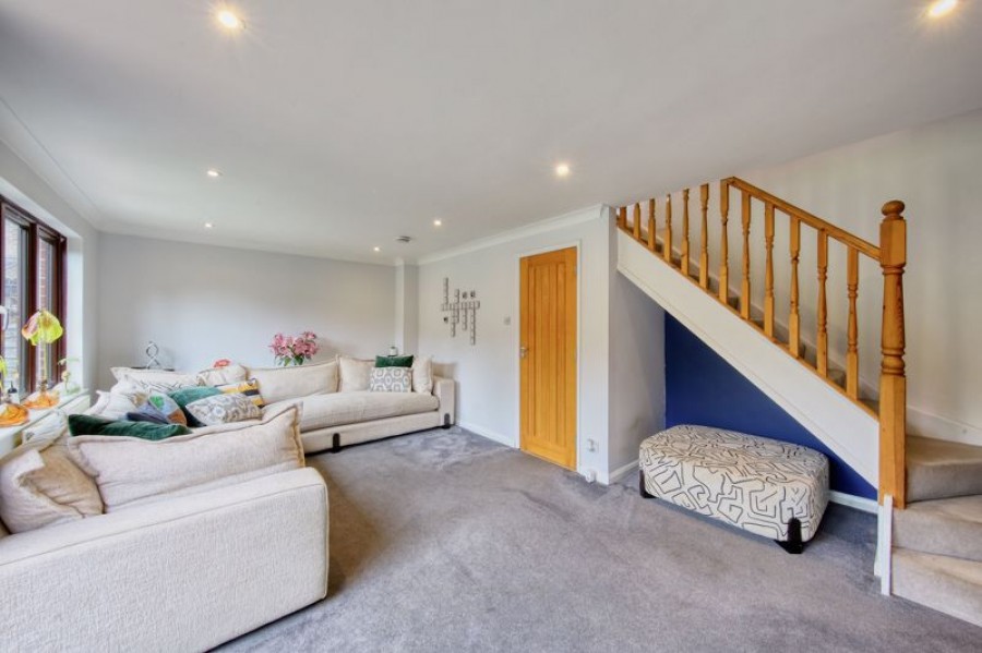 Images for Kings Chase, East Molesey EAID:Miles&Bird BID:Miles & Bird