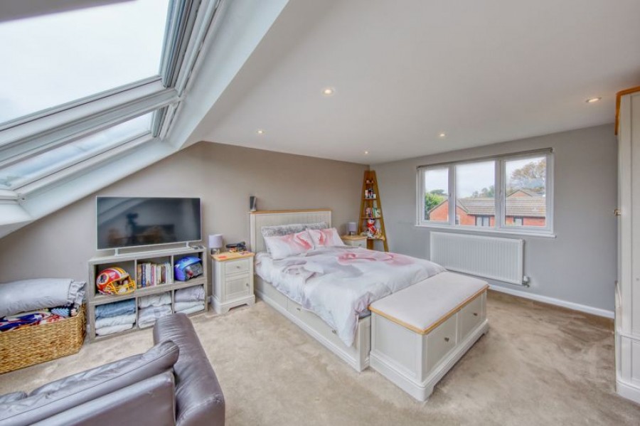 Images for Kings Chase, East Molesey EAID:Miles&Bird BID:Miles & Bird