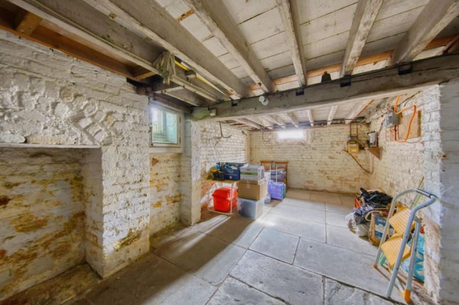 Images for Sussex Cottage, Bridge Road, East Molesey EAID:Miles&Bird BID:Miles & Bird