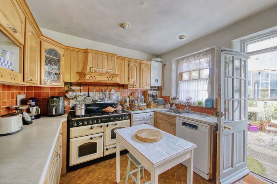 Images for Sussex Cottage, Bridge Road, East Molesey EAID:Miles&Bird BID:Miles & Bird