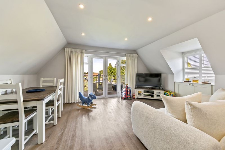Images for Pavilion Place, East Molesey EAID:Miles&Bird BID:Miles & Bird