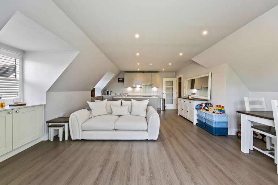 Images for Pavilion Place, East Molesey EAID:Miles&Bird BID:Miles & Bird