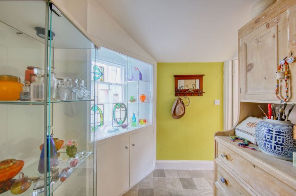 Images for Bridge Road, East Molesey EAID:Miles&Bird BID:Miles & Bird