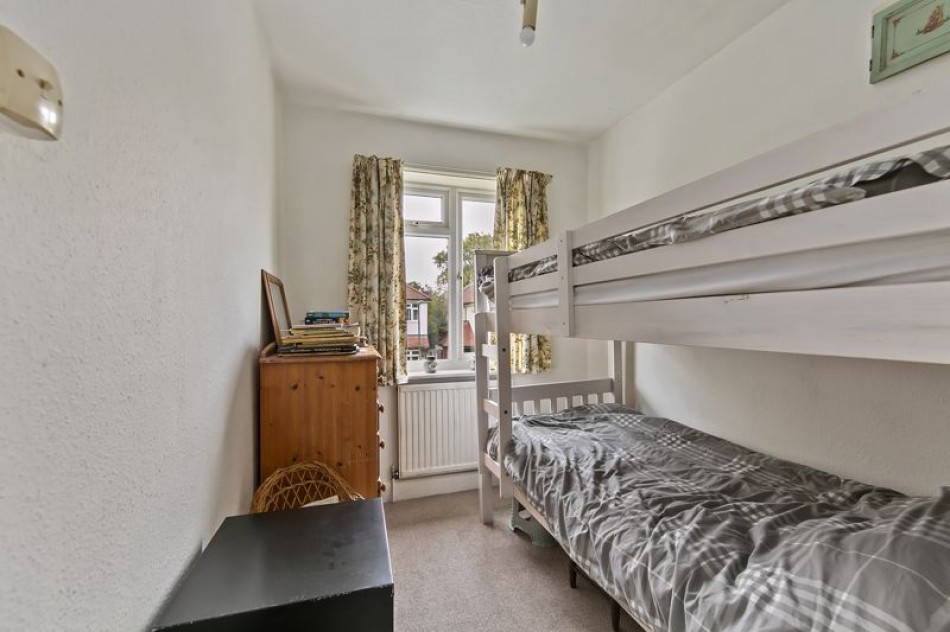 Images for Clinton Avenue, East Molesey EAID:Miles&Bird BID:Miles & Bird