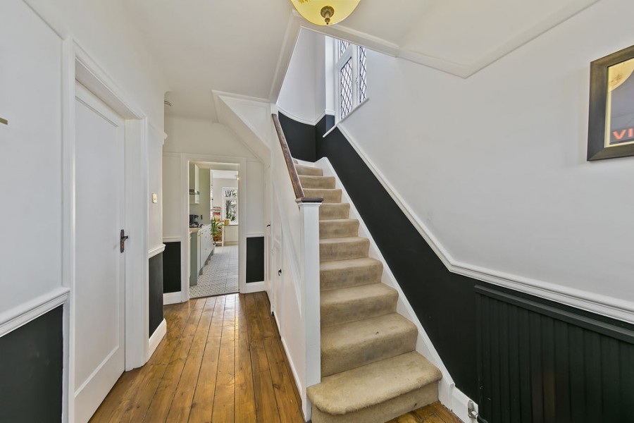 Images for Park Way, West Molesey EAID:Miles&Bird BID:Miles & Bird