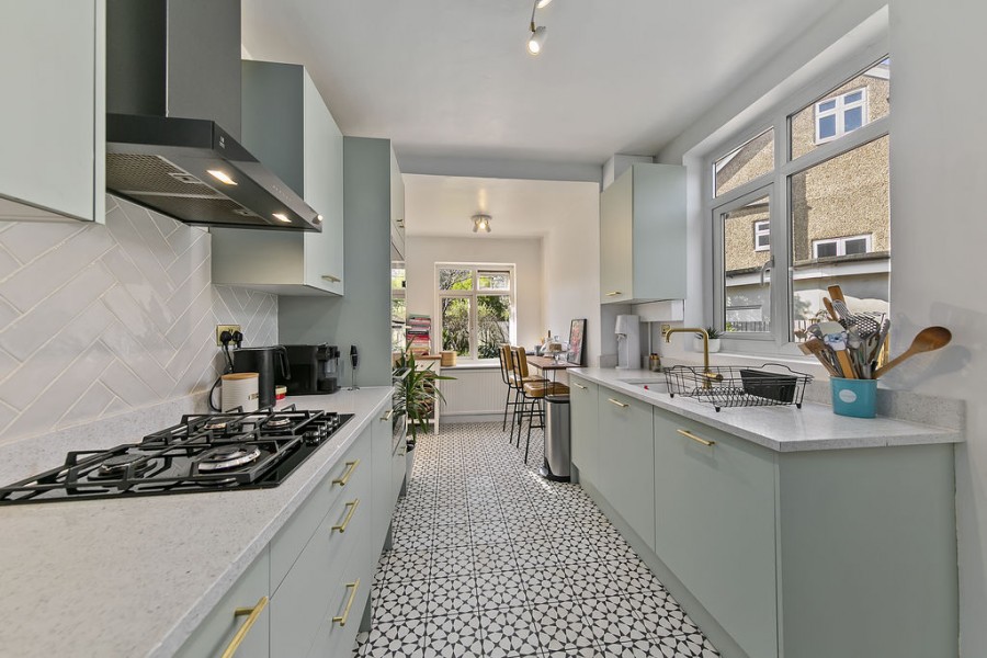 Images for Park Way, West Molesey EAID:Miles&Bird BID:Miles & Bird