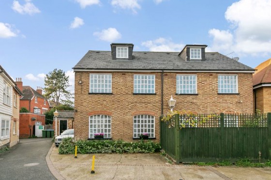 View Full Details for Bridge Road, East Molesey - EAID:Miles&Bird, BID:Miles & Bird