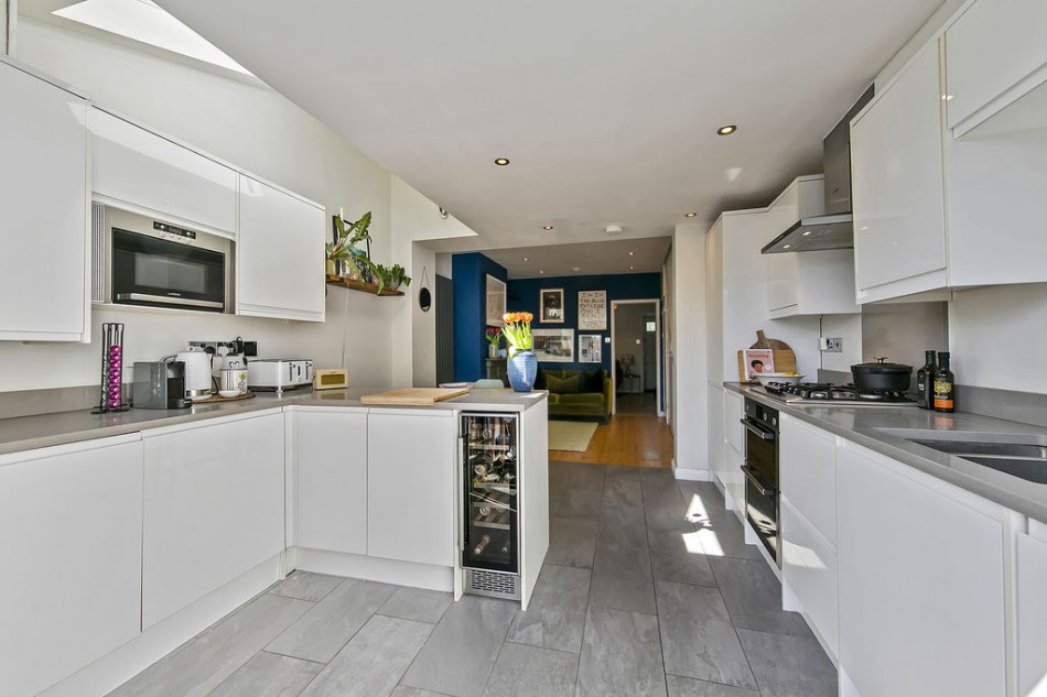 Images for Dennis Road, East Molesey EAID:Miles&Bird BID:Miles & Bird
