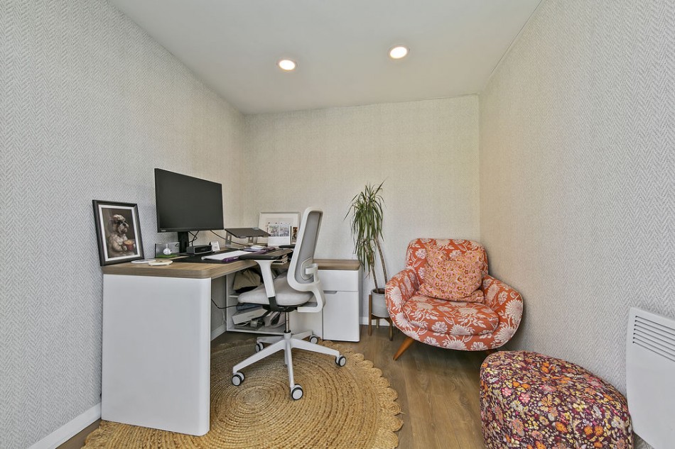 Images for Dennis Road, East Molesey EAID:Miles&Bird BID:Miles & Bird