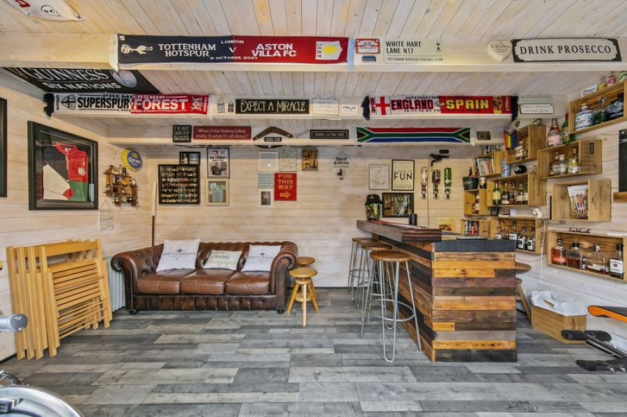 Images for Balmoral Crescent, West Molesey EAID:Miles&Bird BID:Miles & Bird