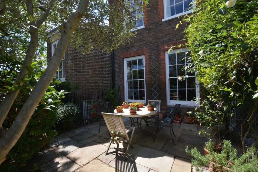 Images for Hampton Court Road, East Molesey EAID:Miles&Bird BID:Miles & Bird