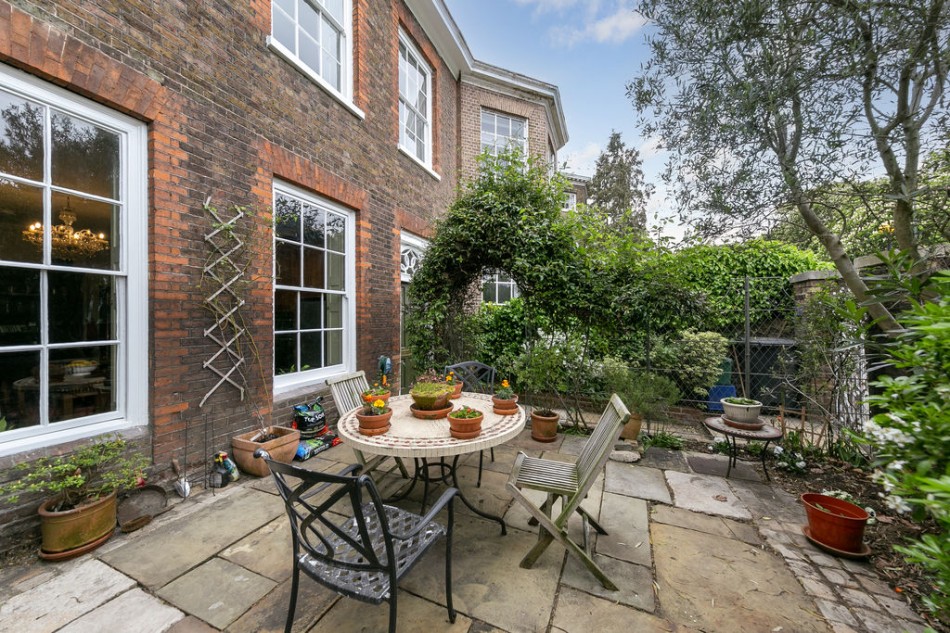 Images for Hampton Court Road, East Molesey EAID:Miles&Bird BID:Miles & Bird