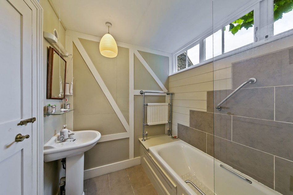 Images for Hampton Court Road, East Molesey EAID:Miles&Bird BID:Miles & Bird