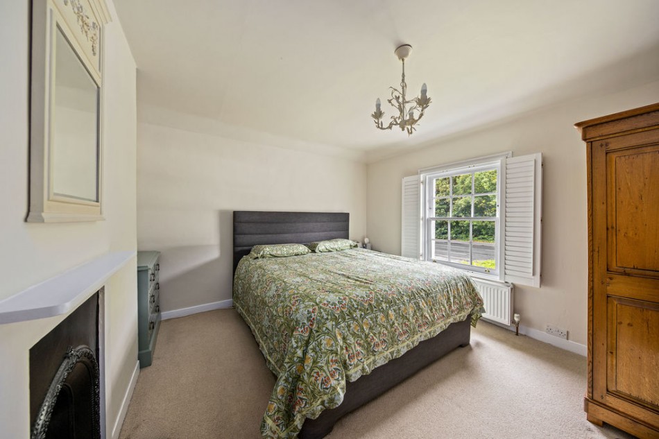 Images for Portsmouth Road, Thames Ditton EAID:Miles&Bird BID:Miles & Bird