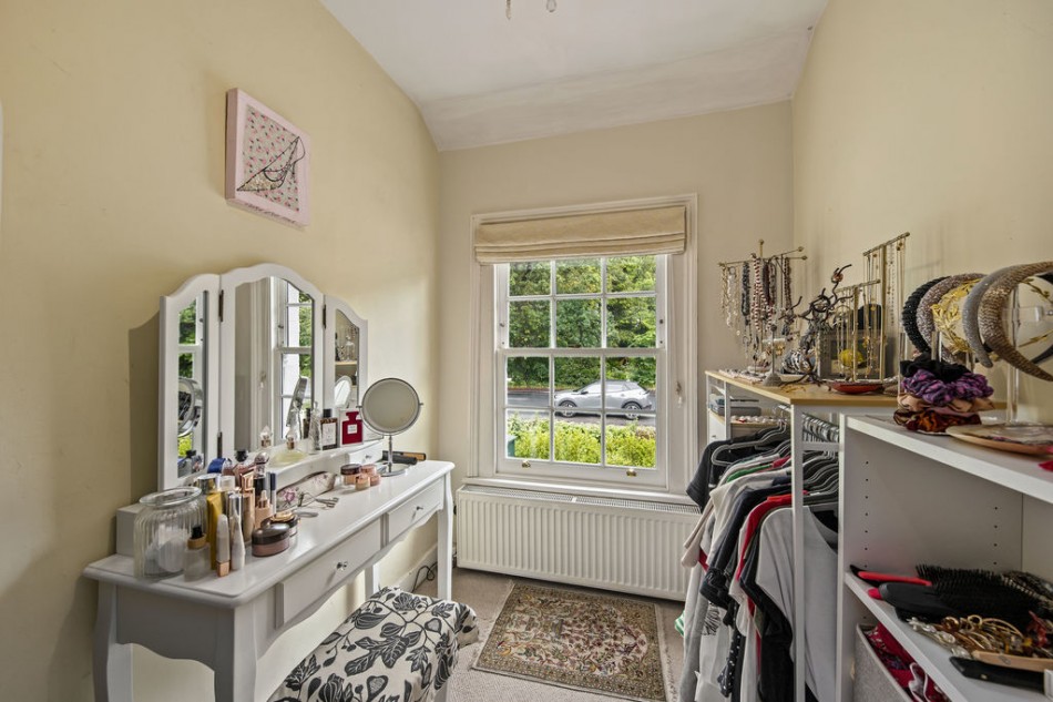 Images for Portsmouth Road, Thames Ditton EAID:Miles&Bird BID:Miles & Bird