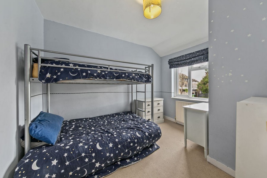 Images for School Road, East Molesey EAID:Miles&Bird BID:Miles & Bird