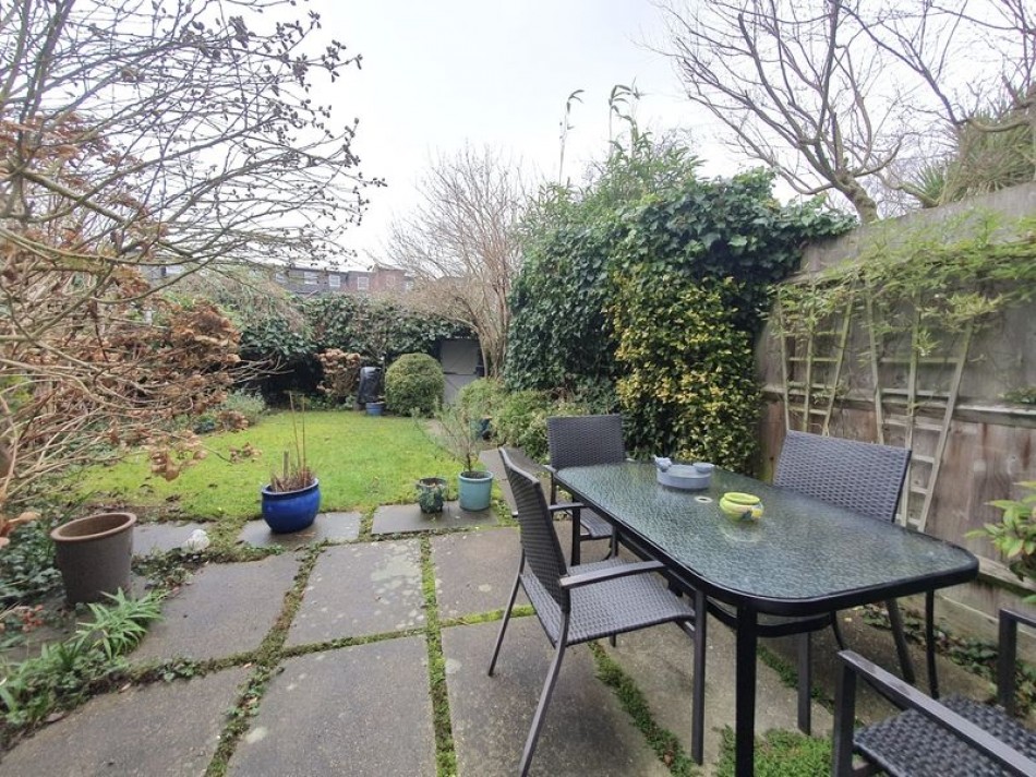 Images for Fieldend, Strawberry Hill EAID:Miles&Bird BID:Miles & Bird