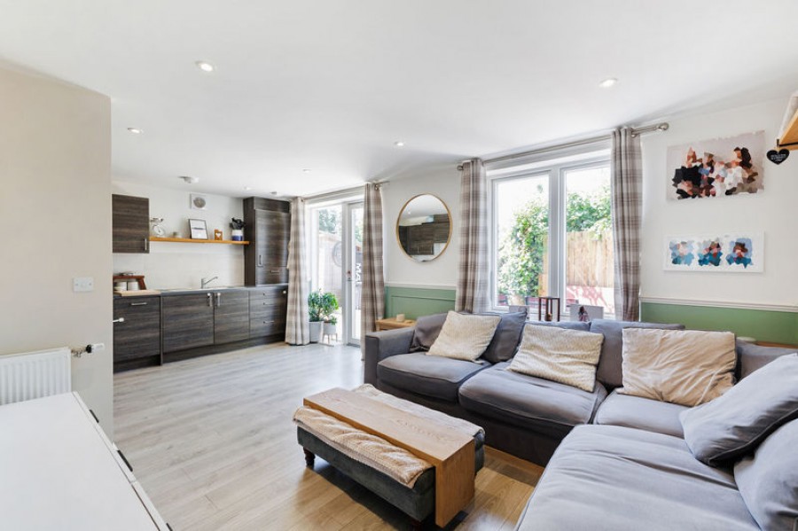 Images for Abbey Walk, West Molesey EAID:Miles&Bird BID:Miles & Bird