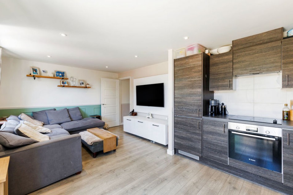 Images for Abbey Walk, West Molesey EAID:Miles&Bird BID:Miles & Bird