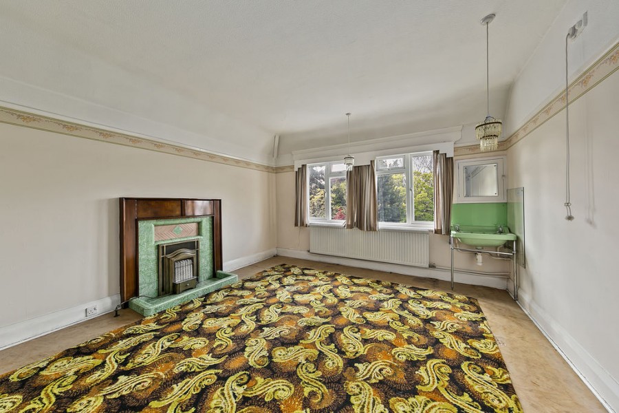 Images for Hurst Road, East Molesey EAID:Miles&Bird BID:Miles & Bird