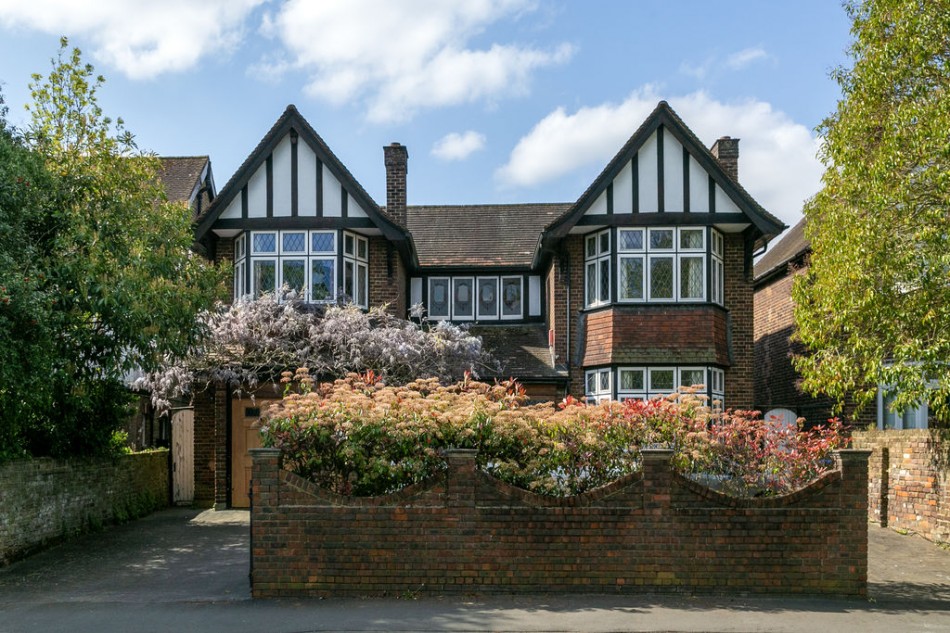 Images for Hurst Road, East Molesey EAID:Miles&Bird BID:Miles & Bird