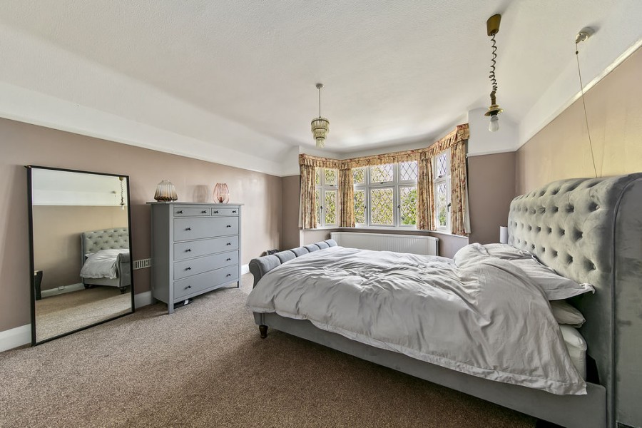Images for Hurst Road, East Molesey EAID:Miles&Bird BID:Miles & Bird