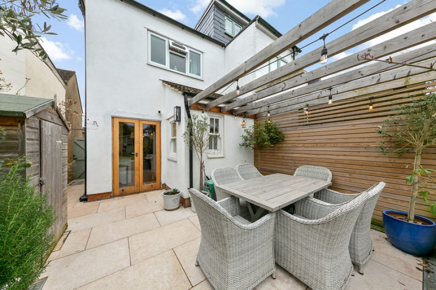 Images for High Street, West Molesey EAID:Miles&Bird BID:Miles & Bird