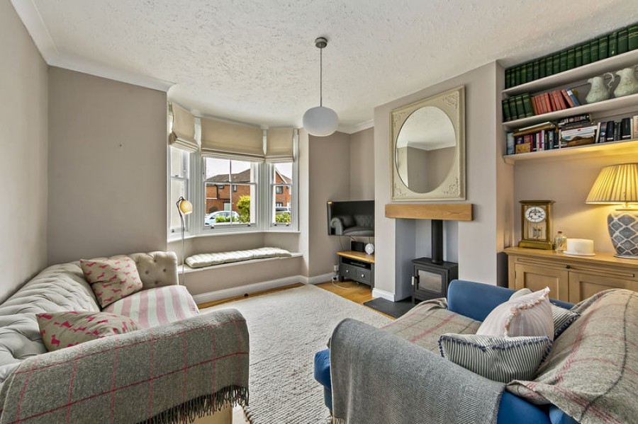 Images for High Street, West Molesey EAID:Miles&Bird BID:Miles & Bird