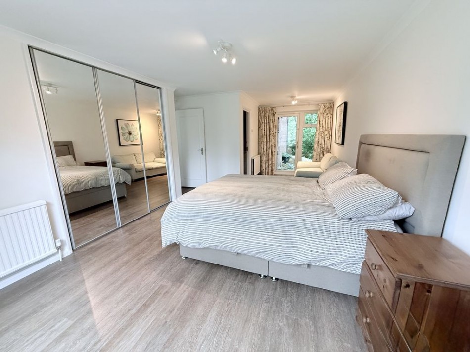 Images for Mallards Reach, Oatlands Drive, Weybridge EAID:Miles&Bird BID:Miles & Bird