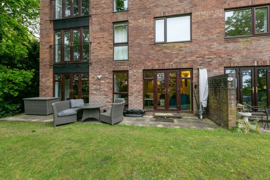 Images for Mallards Reach, Oatlands Drive, Weybridge EAID:Miles&Bird BID:Miles & Bird