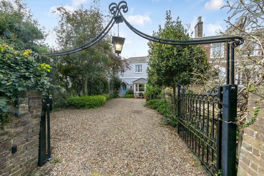 Images for Palace Road, East Molesey EAID:Miles&Bird BID:Miles & Bird