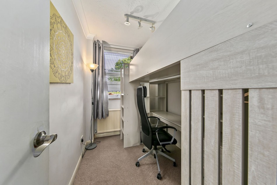 Images for Hampton Court Road, East Molesey EAID:Miles&Bird BID:Miles & Bird