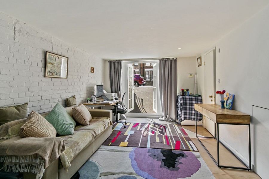 Images for Manor Road, Teddington EAID:Miles&Bird BID:Miles & Bird