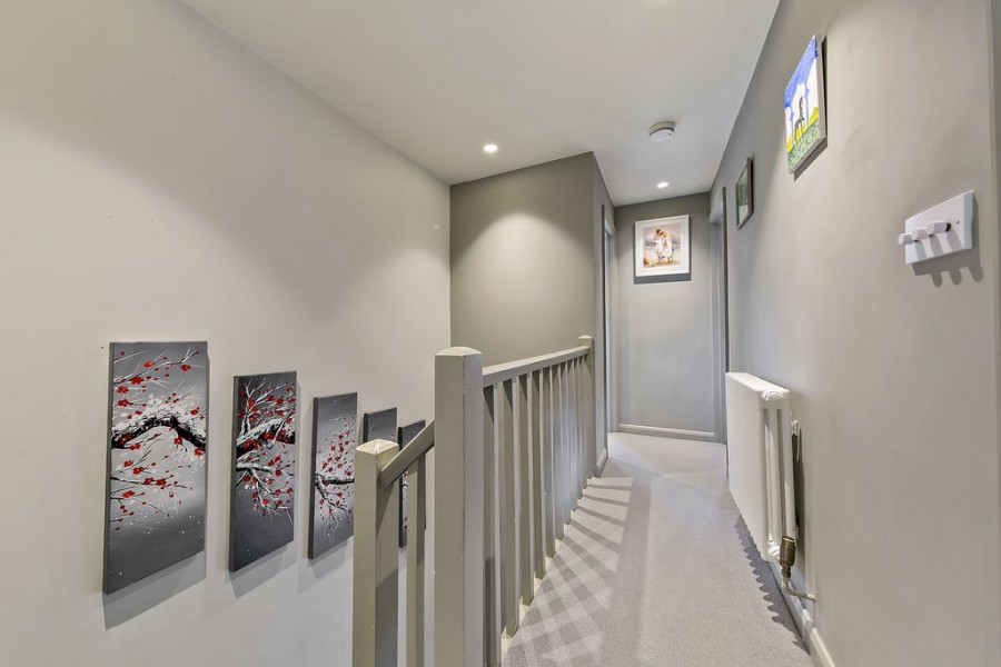 Images for Manor Road, Teddington EAID:Miles&Bird BID:Miles & Bird
