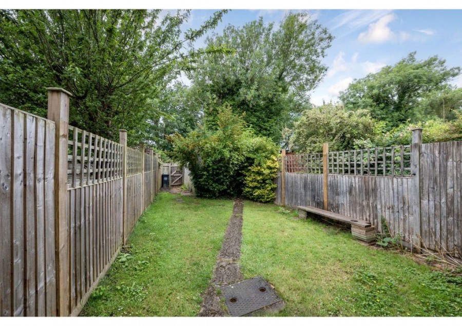Images for Warwick Road, Thames Ditton EAID:Miles&Bird BID:Miles & Bird