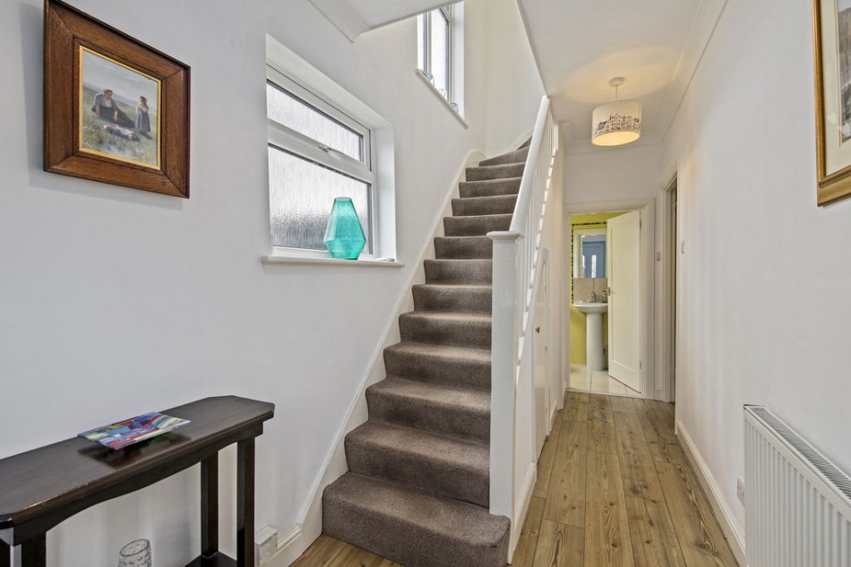 Images for Berkeley Drive, West Molesey EAID:Miles&Bird BID:Miles & Bird