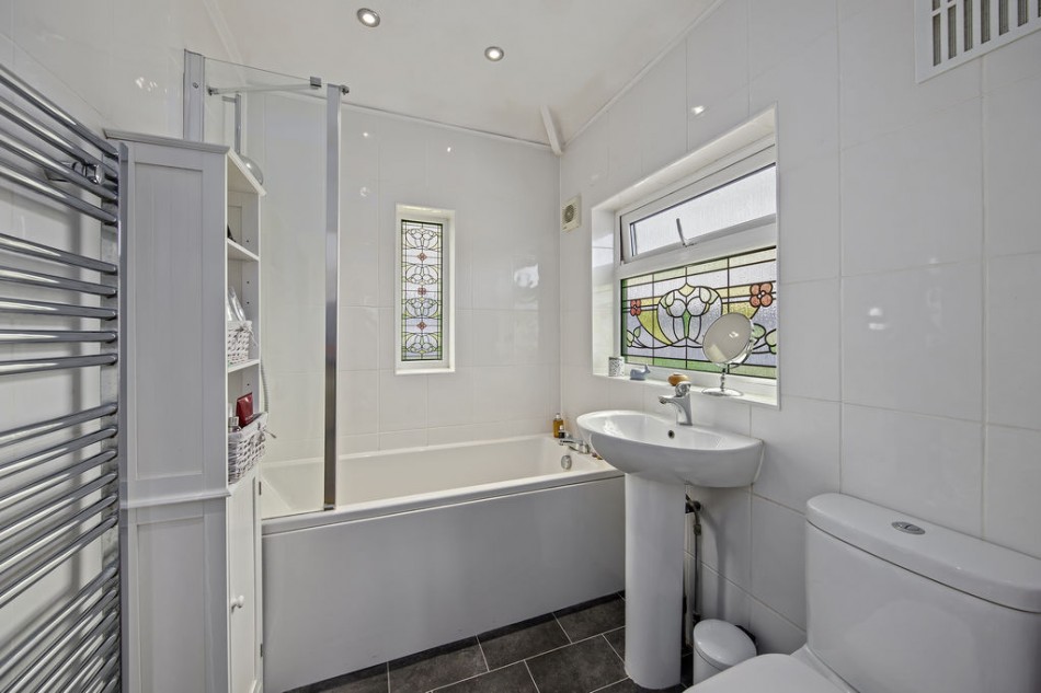 Images for Berkeley Drive, West Molesey EAID:Miles&Bird BID:Miles & Bird
