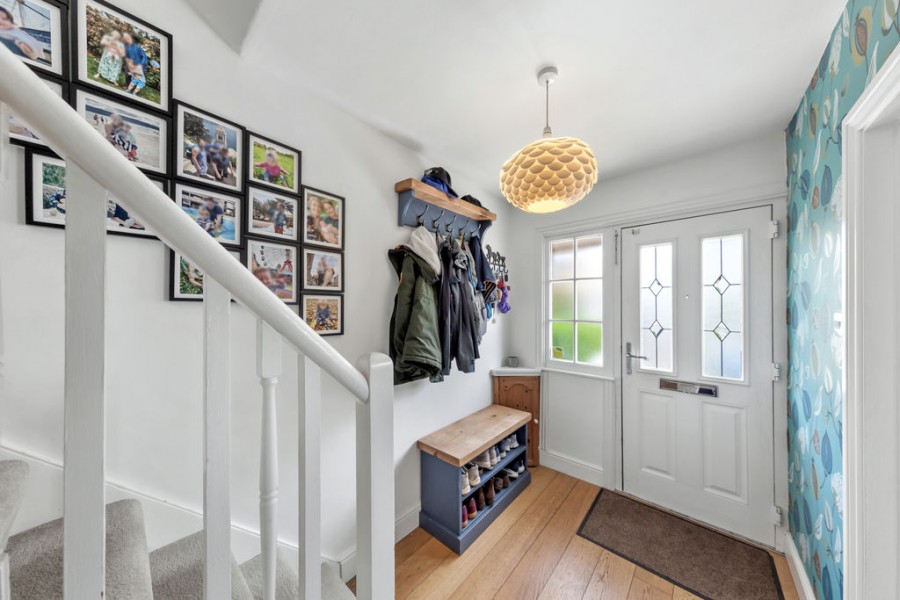 Images for Dennis Road, East Molesey EAID:Miles&Bird BID:Miles & Bird