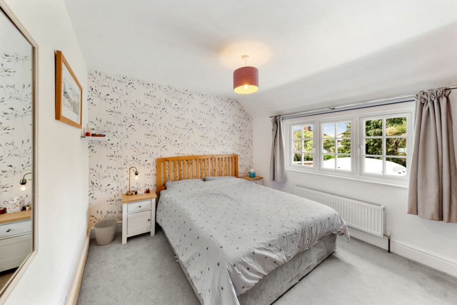Images for Dennis Road, East Molesey EAID:Miles&Bird BID:Miles & Bird